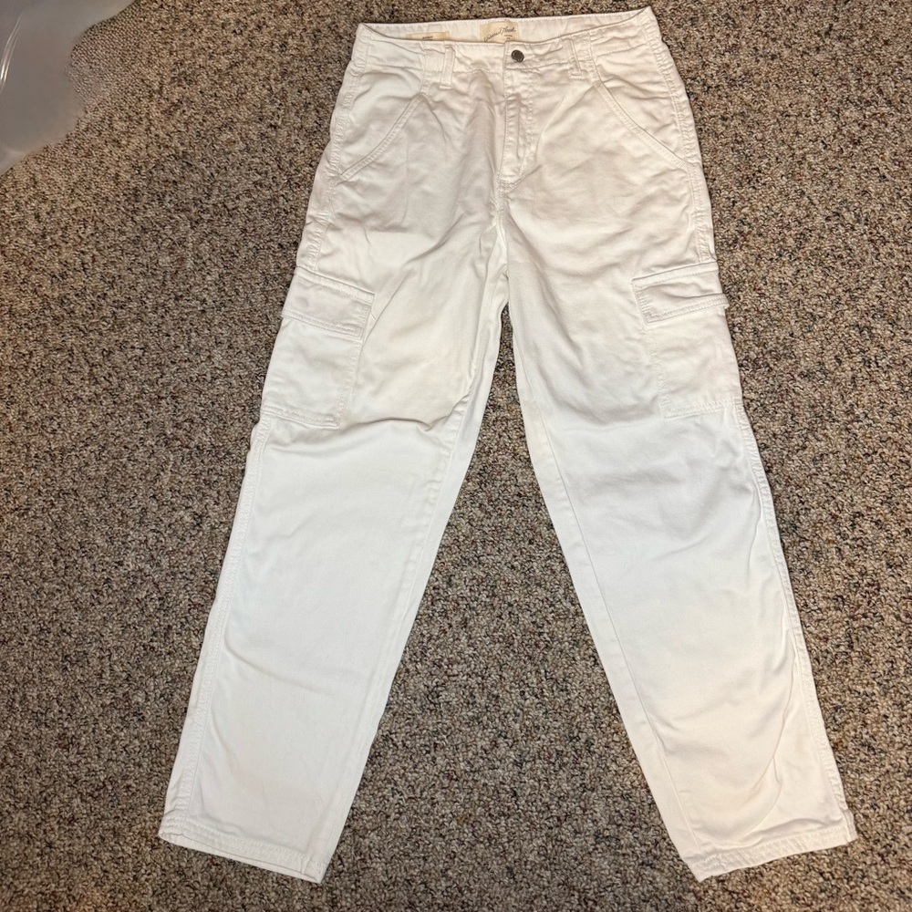 Universal Thread Cargo Boyfriend Fit Cream Colored Jeans Size 4